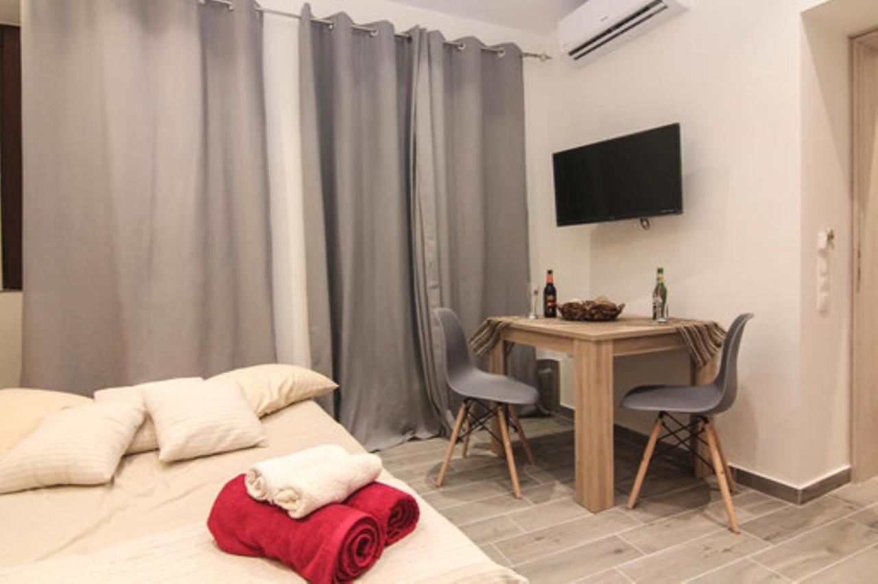 Contemporary Studios Old Port By Corfuescapes Corfu  ภายนอก รูปภาพ